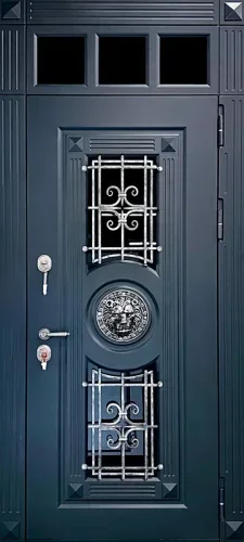 Входная дверь со львом и кованной решёткой №62