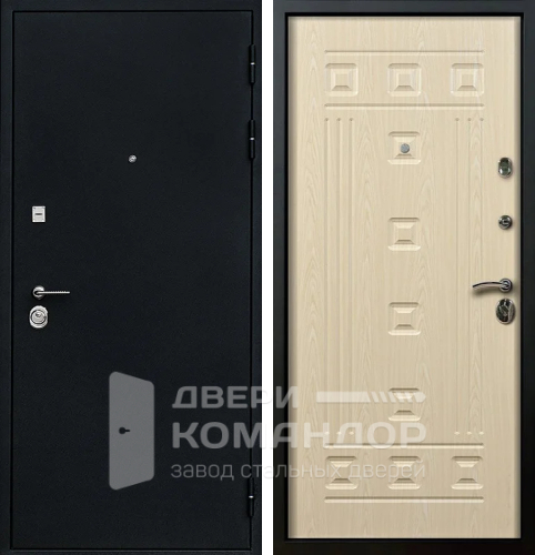 Входная дверь в офис №28