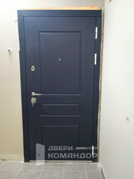 Входная дверь Дива МД-45  роял синий / М7 белый софт