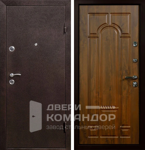 Входная дверь в деревянный дом уличная №35 с замками CISA