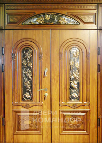 Дверь из массива лиственницы №17 с замками CISA