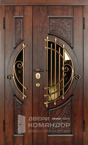 Парадная дверь в частном доме №30