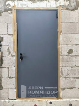 Железная дверь Barton терморазрыв с порогом из нержавейки