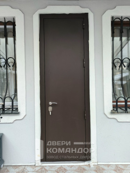 Узкая входная дверь металл / ПВХ